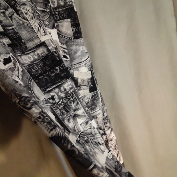 An abstract get a grip pair of pants - Picture 9 of 13